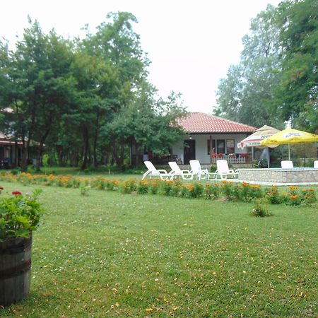 Hotel Holiday Park Ranchoto Kirkovo  Exteriér fotografie