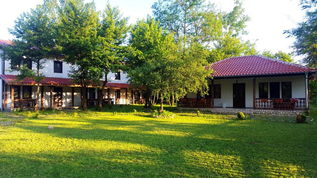 Hotel Holiday Park Ranchoto Kirkovo  Exteriér fotografie